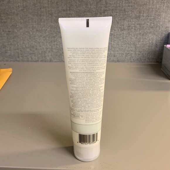 Avon Anew Clean Purifying Gel Cleanser Brand New Factory Sealed - Picture 2 of 13